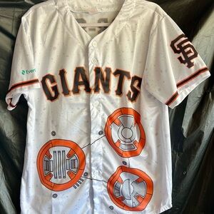 Giants/StarWars BB-8 mashup jersey